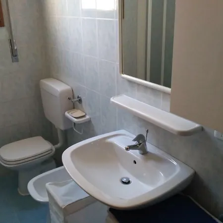 Condominio Astor * 리그나노 사비아도로